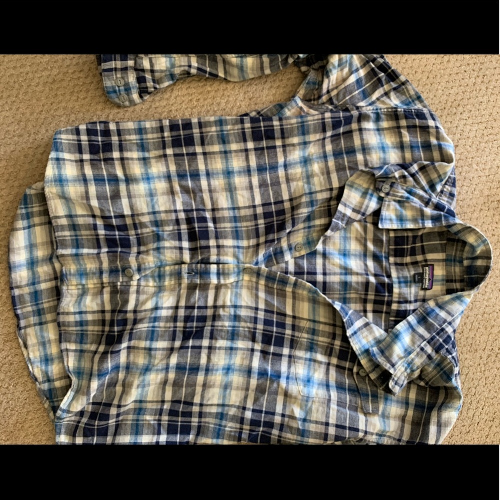 PATAGONIA men’s navy/blues flannel